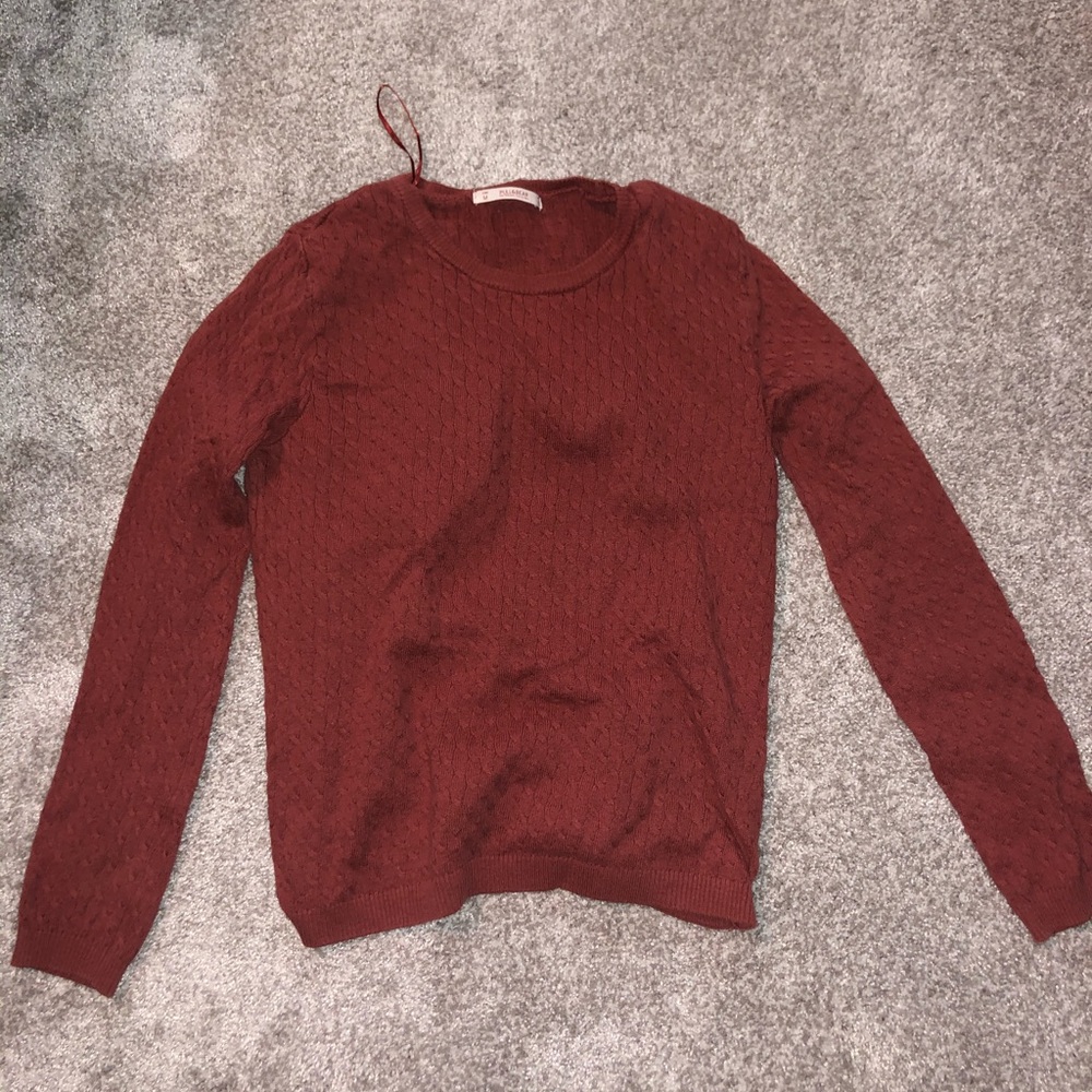 Pull and bear sweater